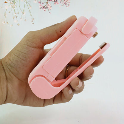 7675 Mini Sealing Machine Plastic Bag Sealer Portable Mini Super Seal Packing Plastic Bag Tool Sealing Machine Hand Held Heat (1pc)